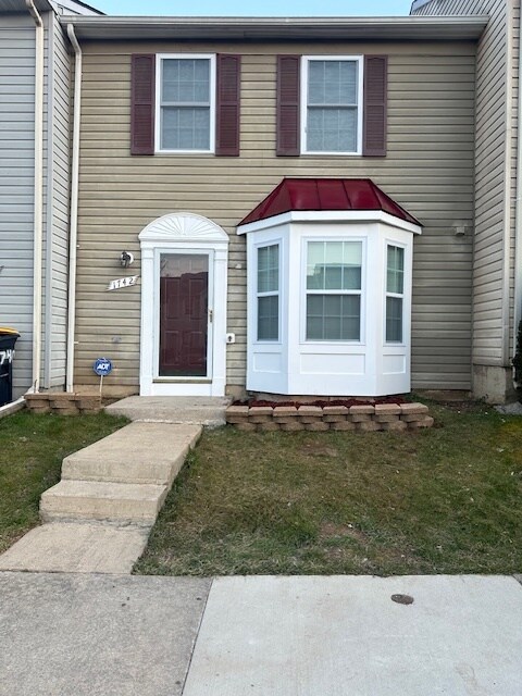 Foto del edificio - 1742 Countrywood Ct