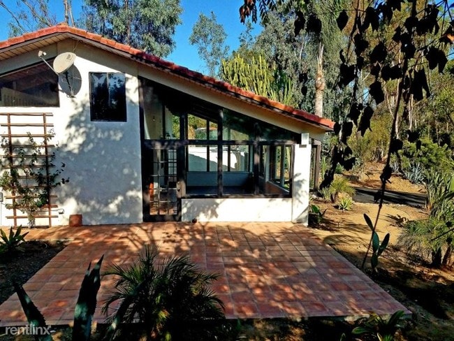 Building Photo - 17216 La Brisa