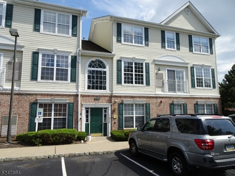 112 Limerick Ln Unit 1, Phillipsburg, NJ 08865 Condo for Rent in