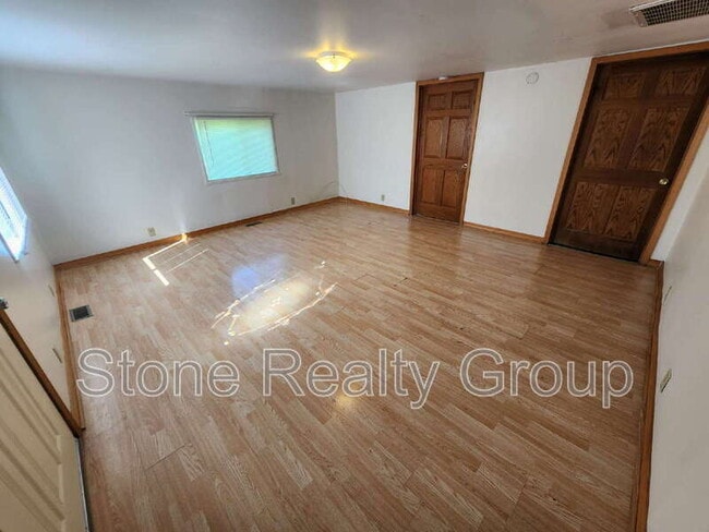 Foto del edificio - 2282 E State Rd 163