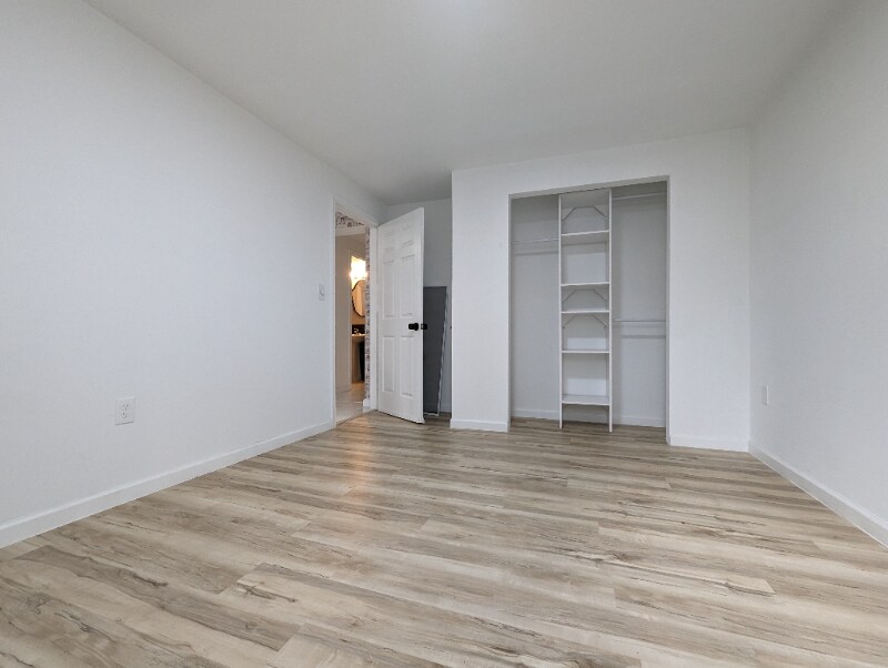 Primary Photo - 406 Gaither St