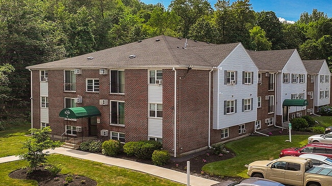 Building Photo - Leominster Gardens