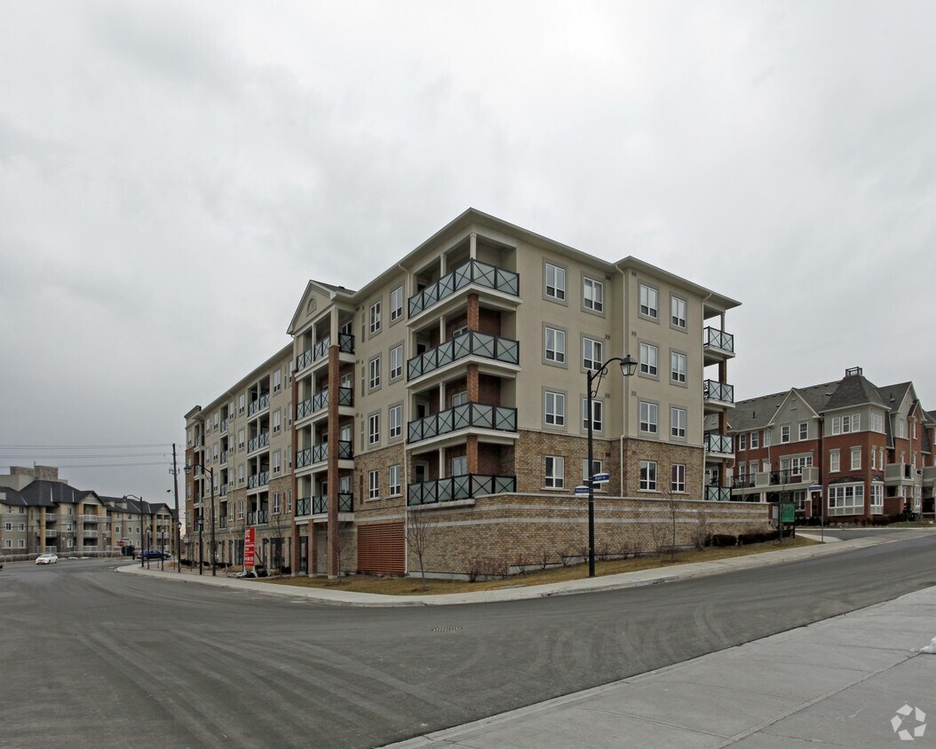 Building Photo - 2-10 Roper Rd