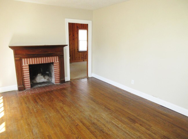 Building Photo - 22 Warlick St