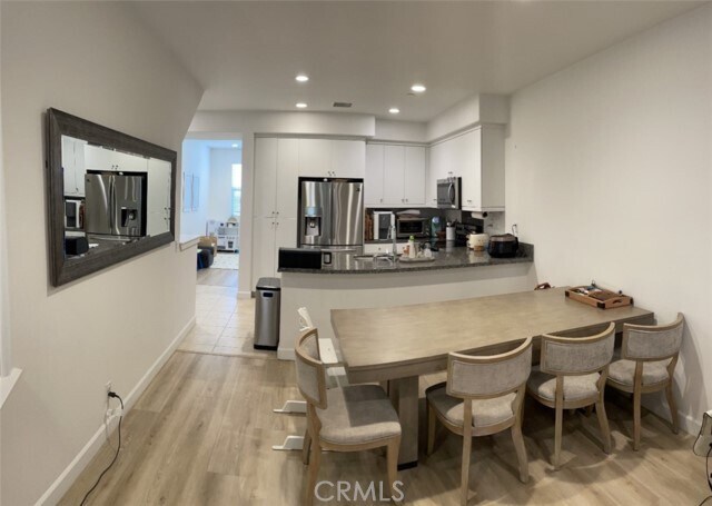 Foto del edificio - 5715 Spring St