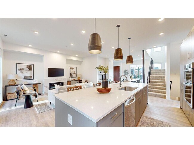 Foto del edificio - 4 West Dr