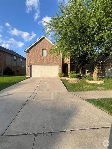 Building Photo - 2117 Willard Dr