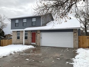 Building Photo - 4060 Charro Dr