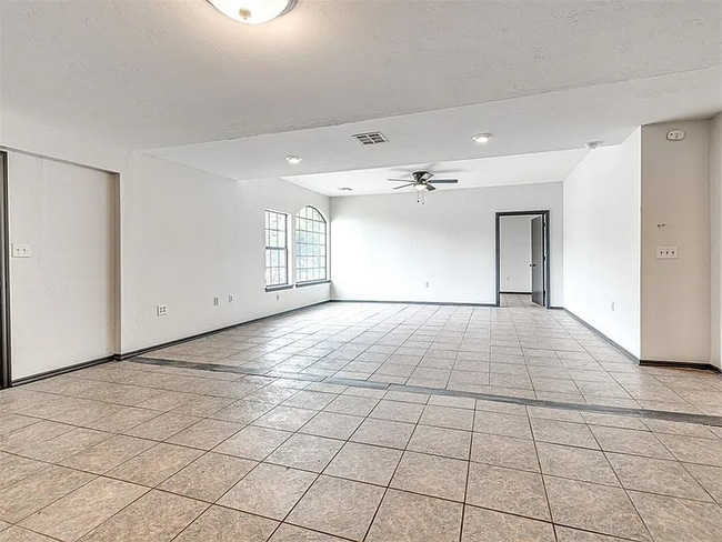 Foto del edificio - 535 N Patchin Ave