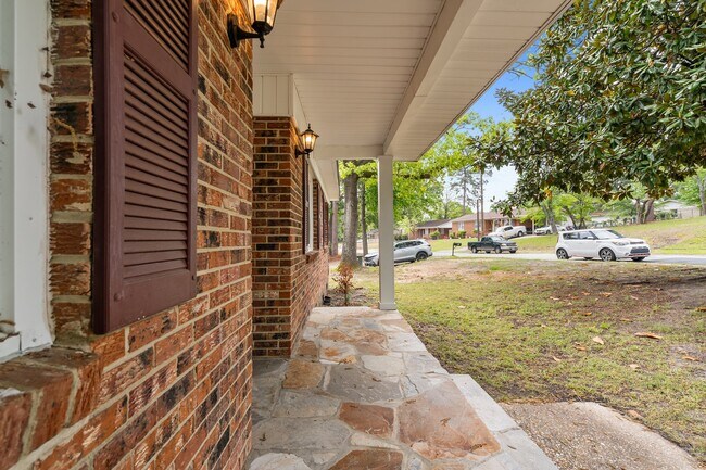Foto del edificio - 5364 Silver Pine Dr