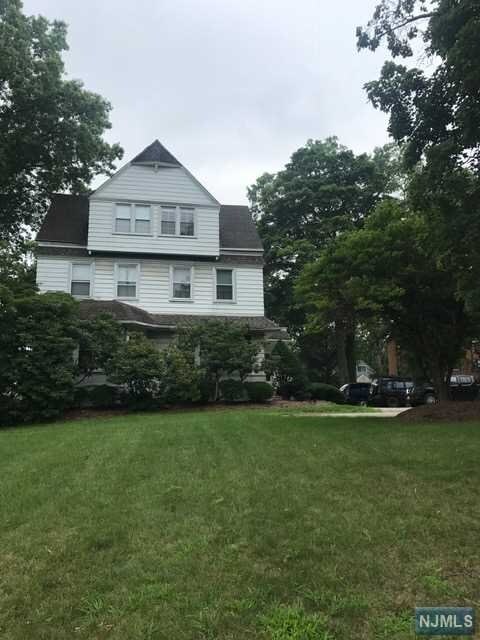 Primary Photo - 320 Spring Ave