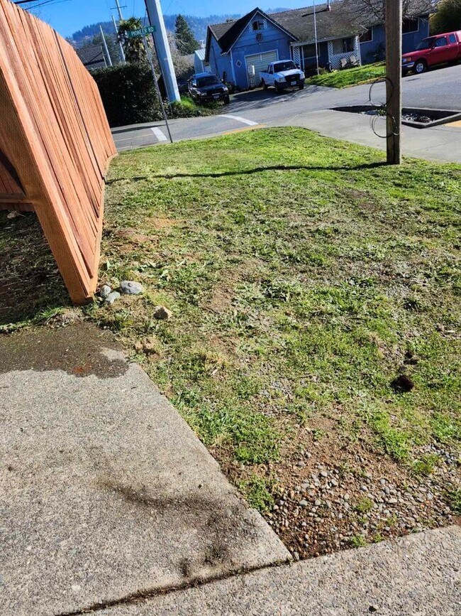 Foto del edificio - 600 Easy St