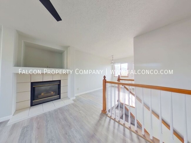 Foto del edificio - 5982 Corinth Dr