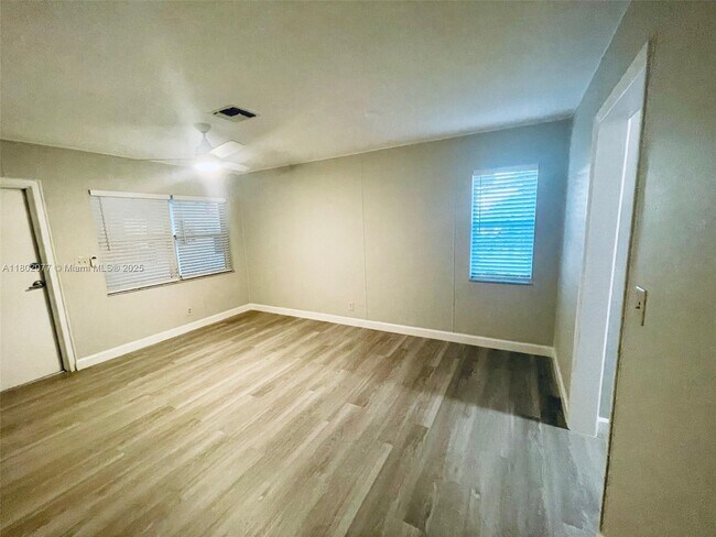 Foto del edificio - 1077 SE 22nd Ave