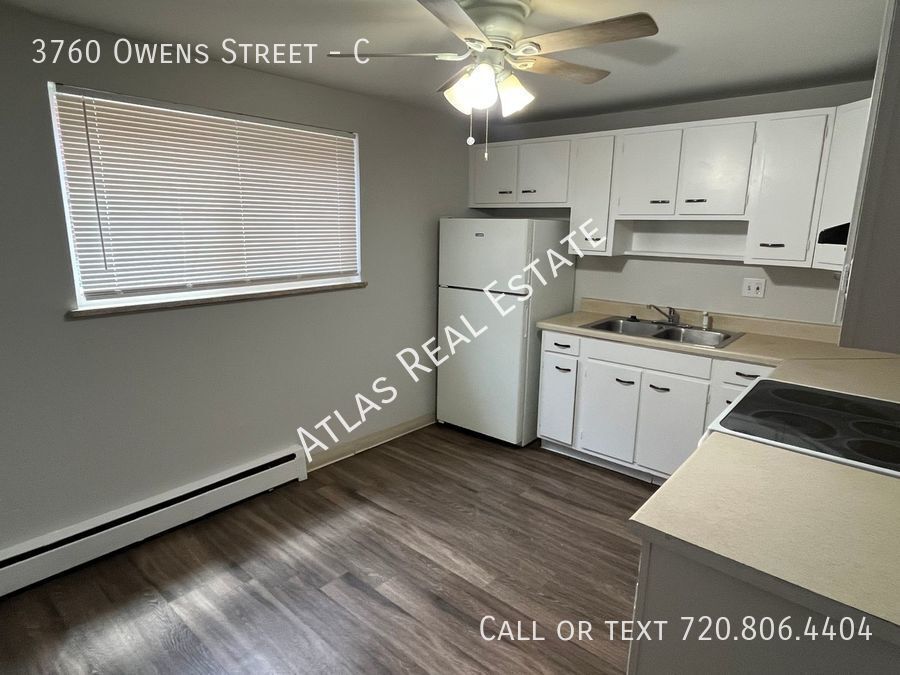 Primary Photo - 3760 Owens Street