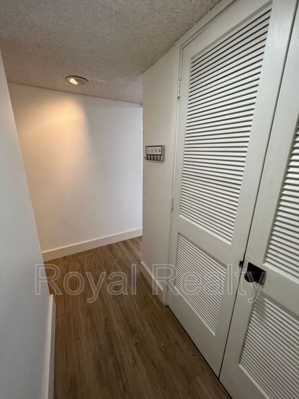 Foto del edificio - 1621 Dole St