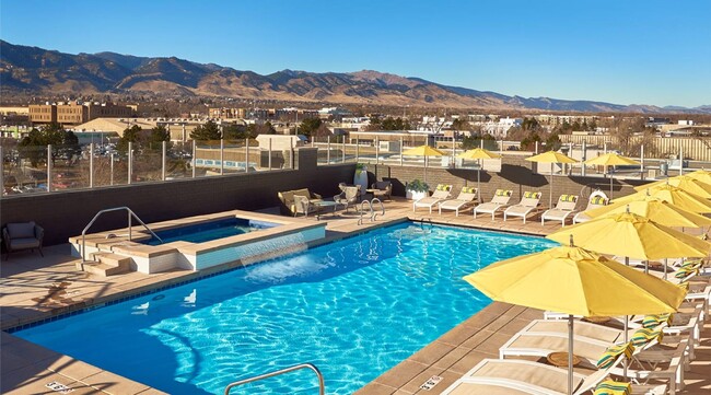 Building Photo - Modern 1 BDR in Peloton - Ground Floor