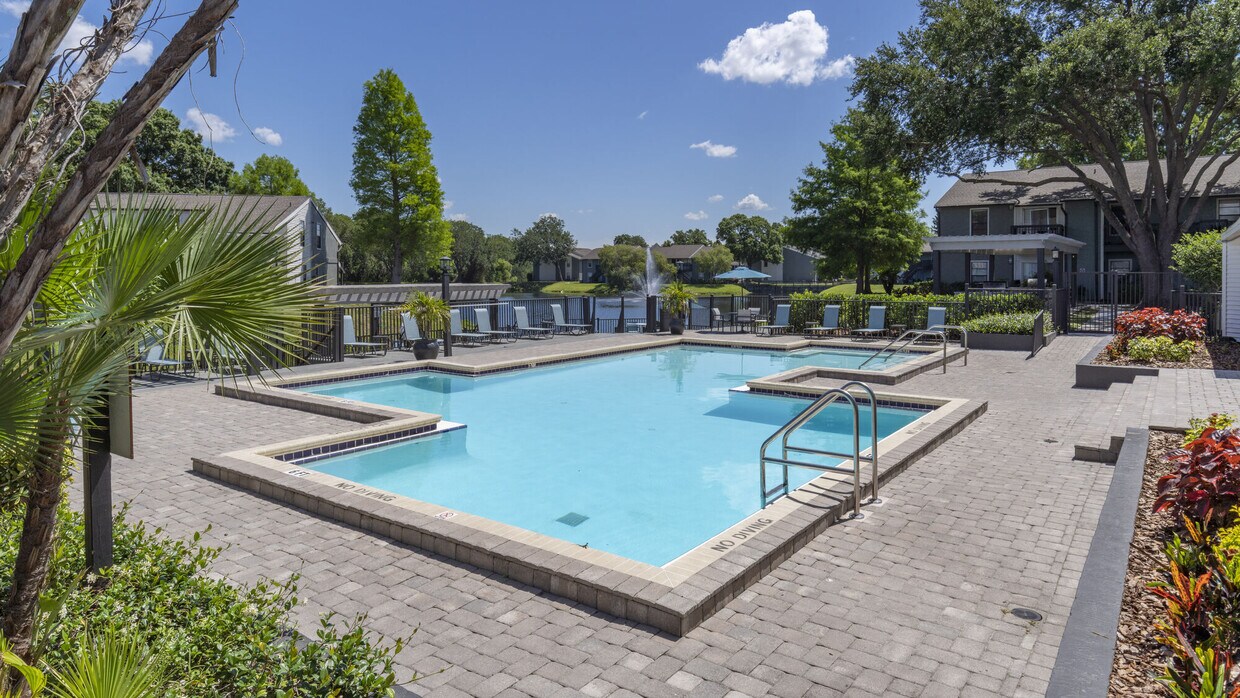 Seven Lakes at Carrollwood 33033401 N Lakeview Dr Tampa, FL