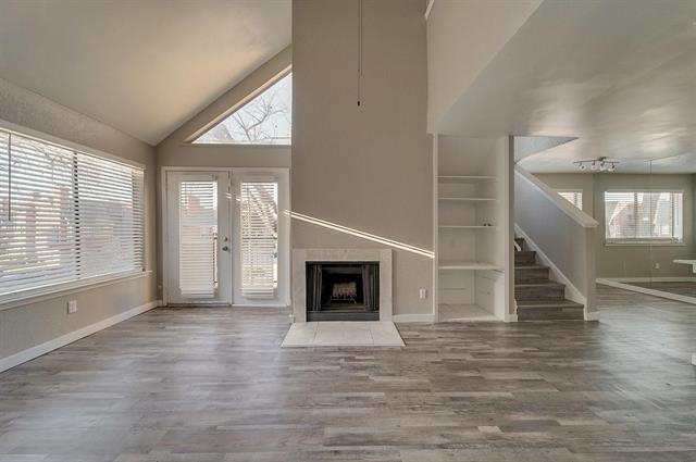 Foto del edificio - 9815 Walnut St