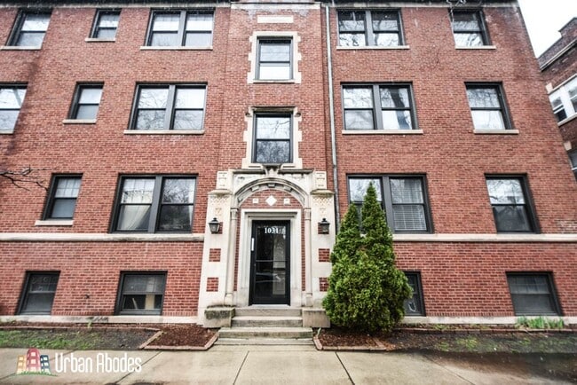 Building Photo - 1033 Dempster St
