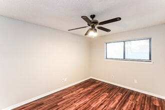 Building Photo - 6019 Coachgate Dr