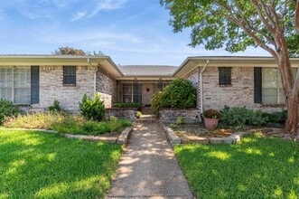 Building Photo - 8316 Lullwater Dr