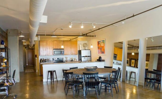 Foto del edificio - 1 bedroom in Dallas TX 75215