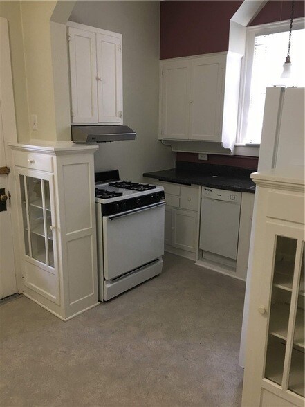 Foto del edificio - 168 Pine St