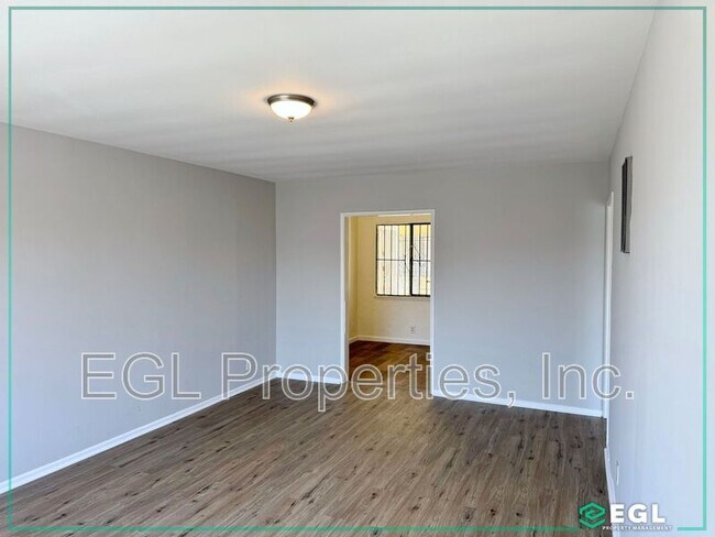 Building Photo - 5918 S West Blvd