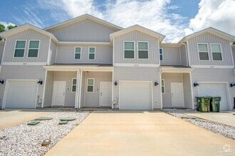 Building Photo - 1225 Fairchild Vlg Dr