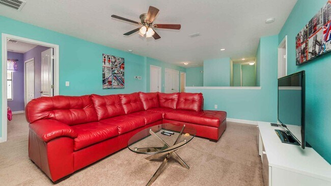 Foto del edificio - 1403 Thunderbird Rd