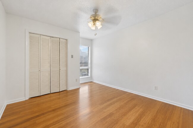Foto del edificio - 1301 Memory Ln
