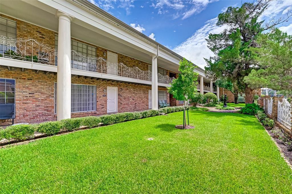 2201 Fountain View Dr Unit 3, Houston, TX 77057 Condo for Rent in