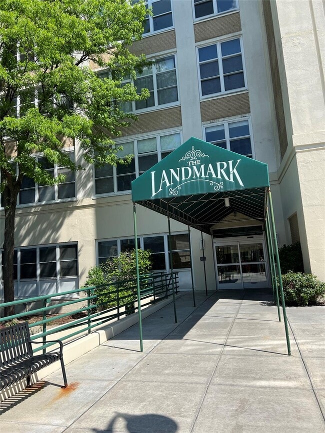 Building Photo - 1 Landmark Sq