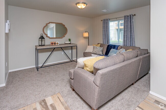 1BR, 1BA, Model - 771 SF - Edgewater Villas