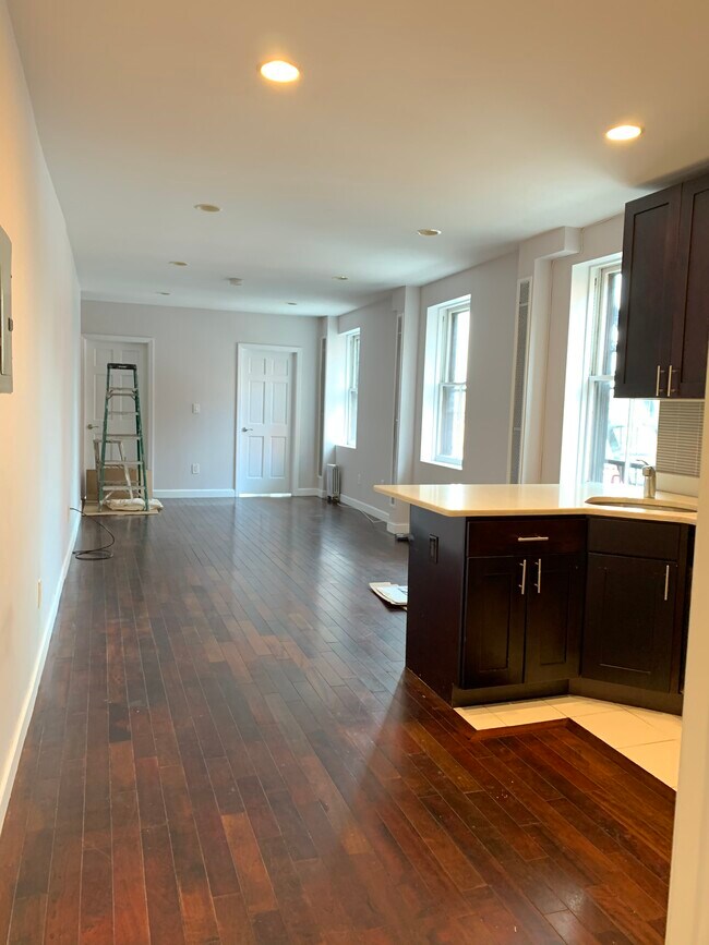 Foto del edificio - 331 Hicks St