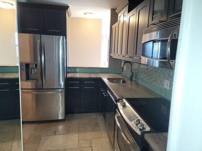 Foto del edificio - 3660 N Lake Shore Dr