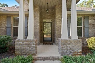 Building Photo - 7260 Reef St