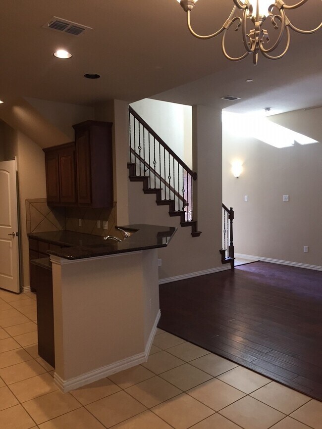 Foto del edificio - 243 Sherburne St