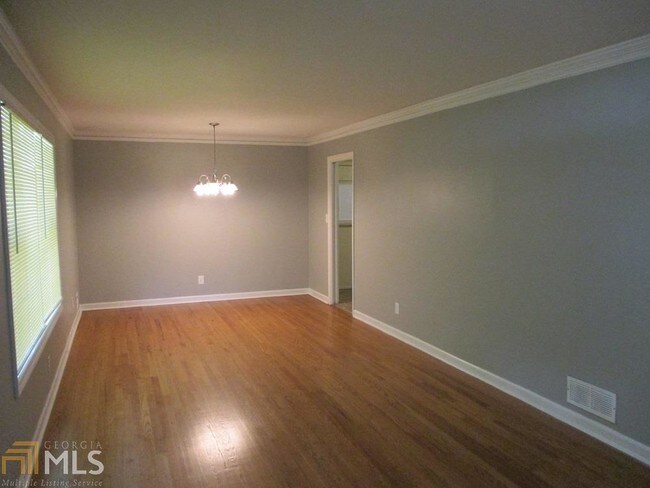 Building Photo - 4454 Catalina Cir