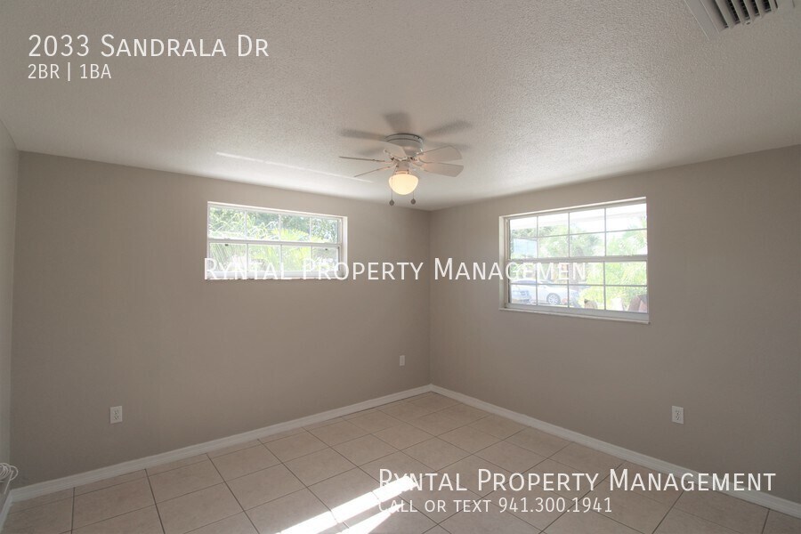 Primary Photo - 2033 Sandrala Dr