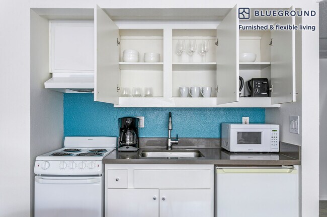 Foto del edificio - 10985 Bluffside Dr