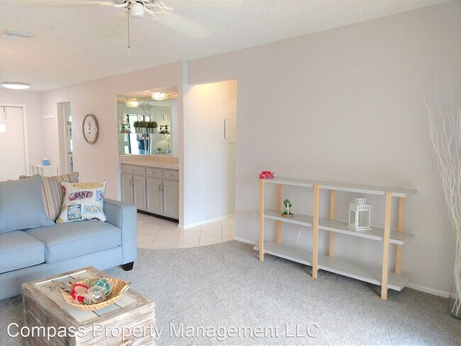Foto del edificio - 2 br, 2 bath House - 310 Mission Trail N #H