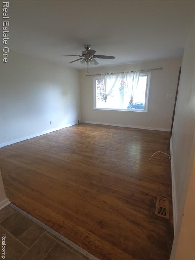 Building Photo - 23654 Whitley Dr