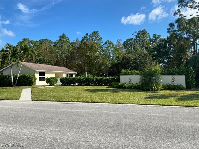 Foto del edificio - 5301 Whitten Dr