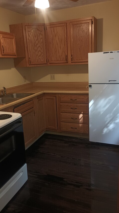 Foto principal - 3316 Overbrook Dr