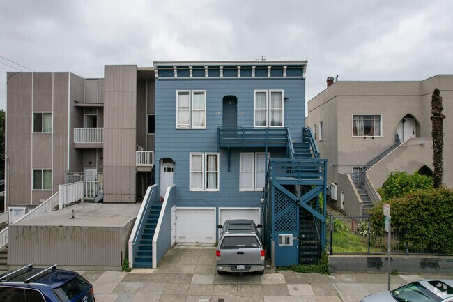Alternate - 988-992 Capp St