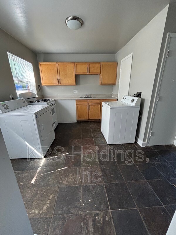 Foto del edificio - 5228 Goolsby Ct