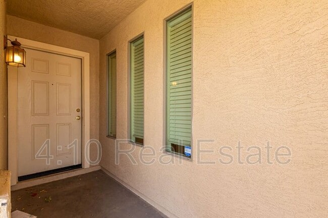 Building Photo - 34808 N Barzona Trail