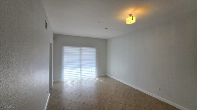 Building Photo - 13780 Julias Way